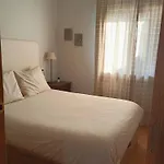 Bibula Apartment *